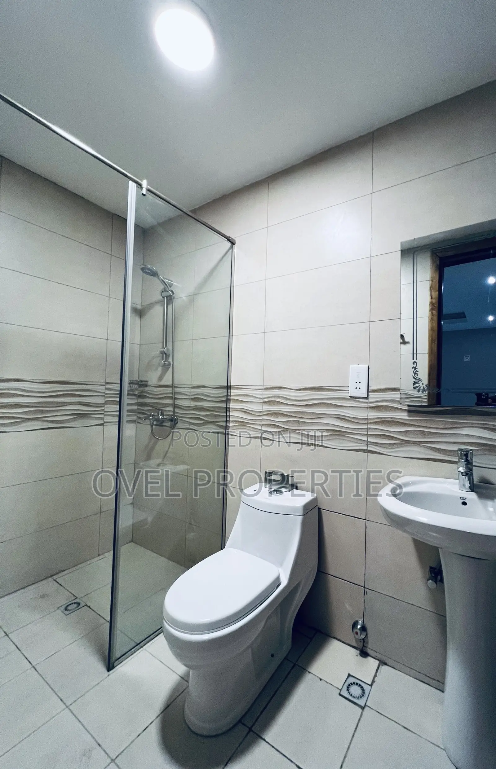 2bdrm Apartment in 8, East Legon for rent