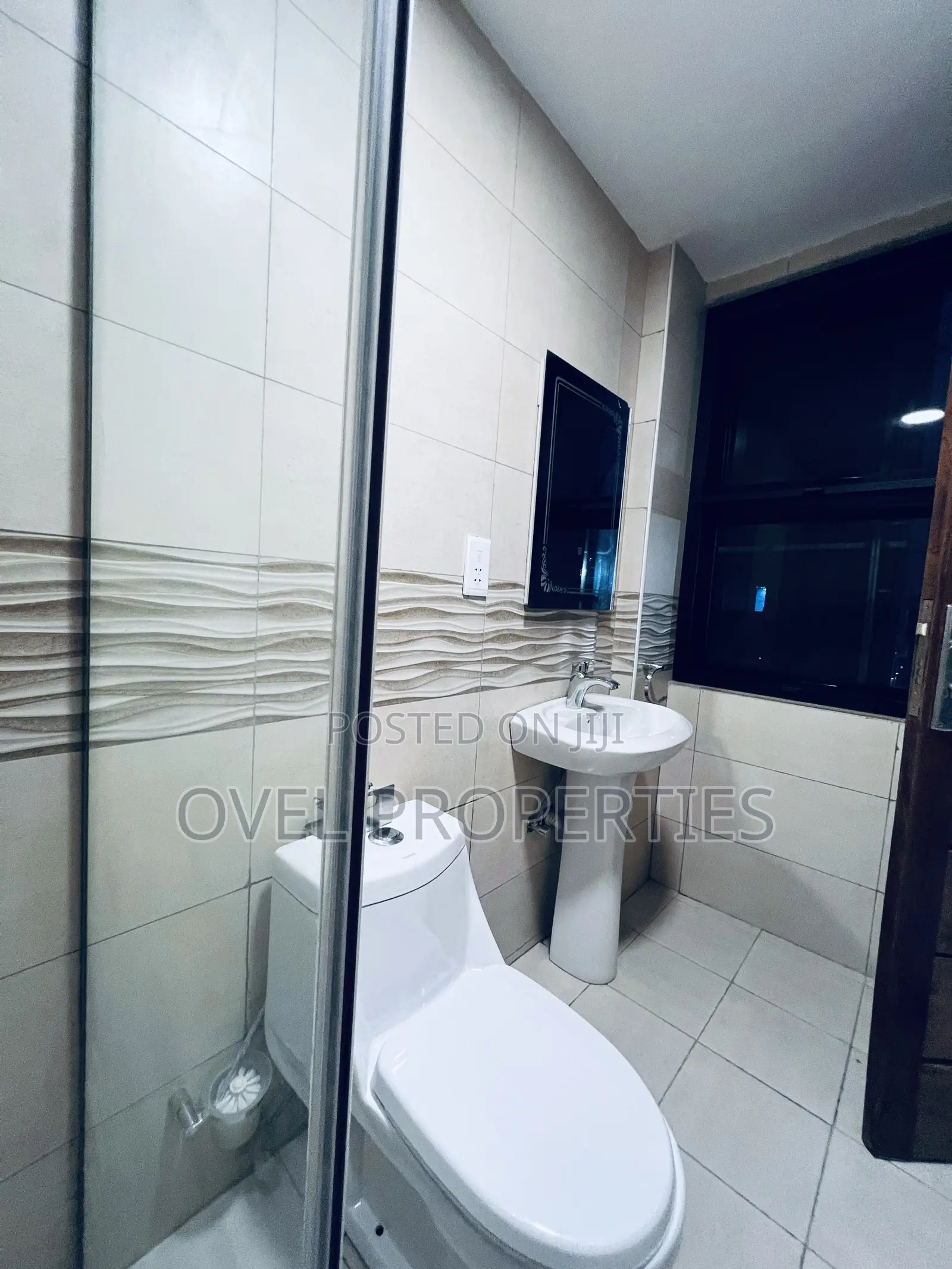2bdrm Apartment in 8, East Legon for rent