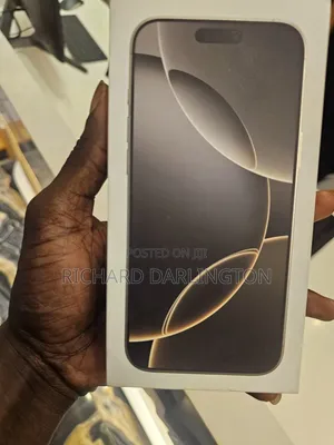 New Apple iPhone 16 Pro Max 256 GB Gold 
