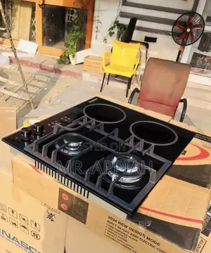Quality Yet Affordable Kenwood 2 Gas + 2 Electric Cooker