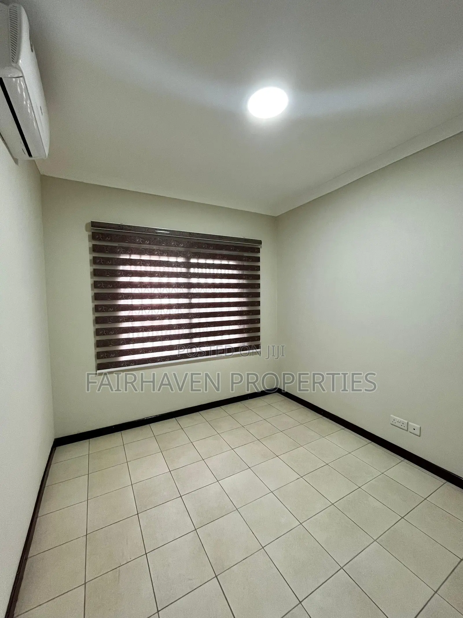 6bdrm House in Cantonment, Cantonments for sale