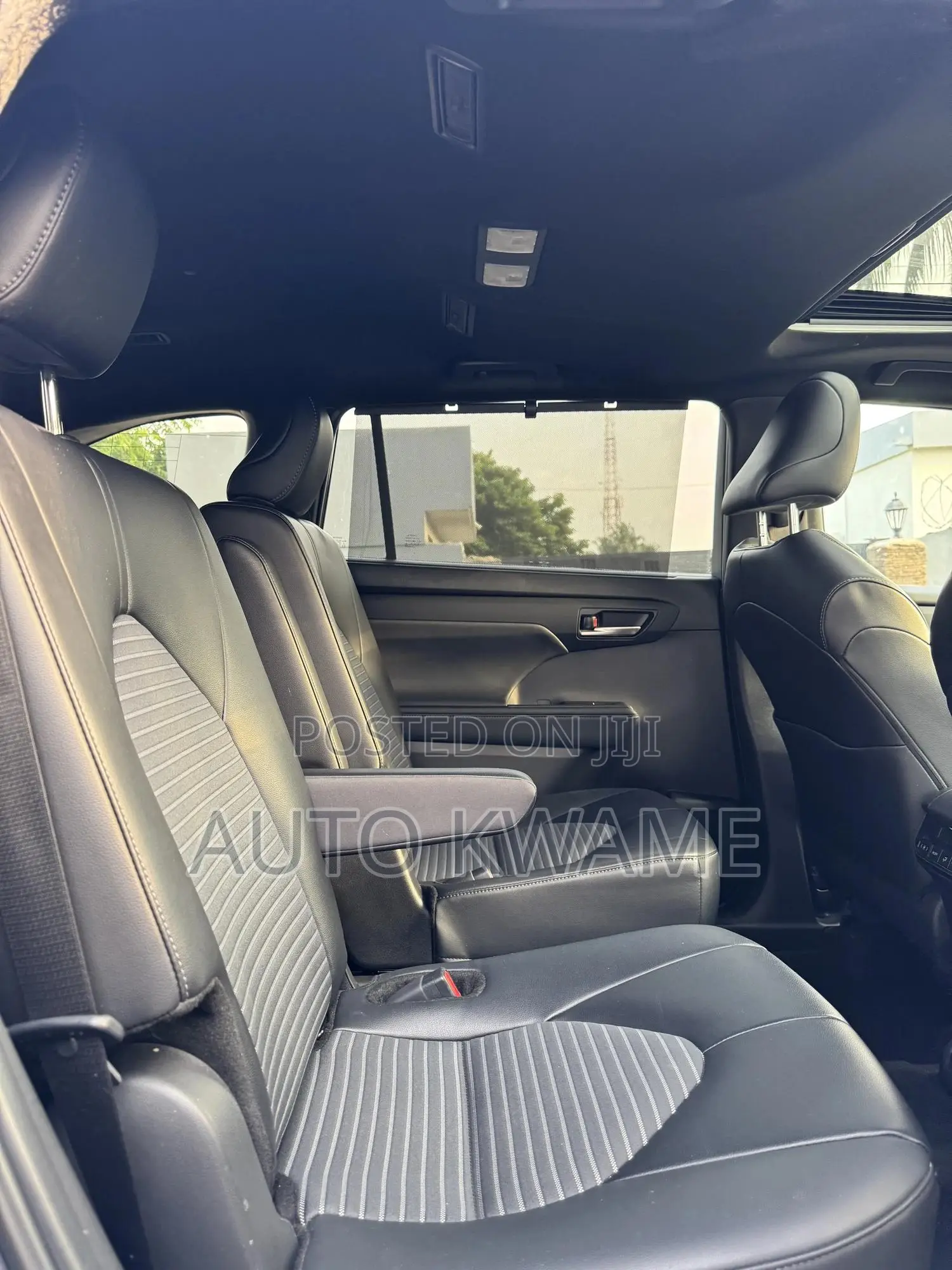 Toyota Highlander XSE AWD 2024 Blue