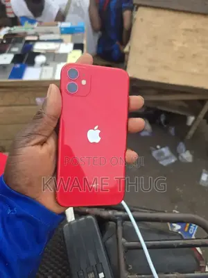Apple iPhone 11 128 GB Red