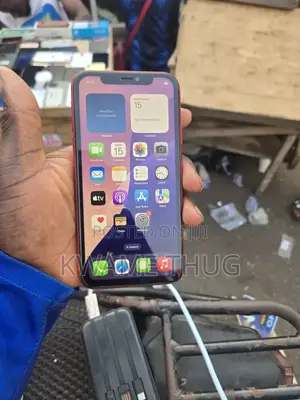 Apple iPhone 11 128 GB Red