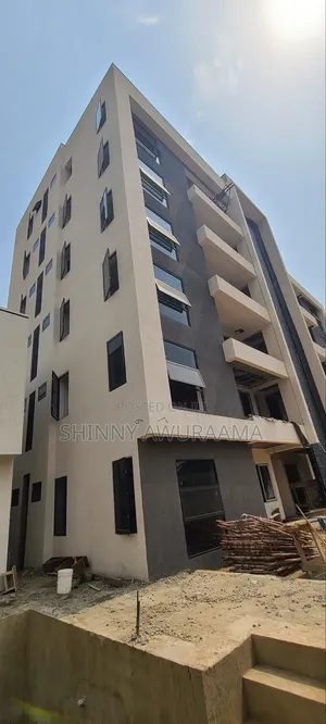 11bdrm Apartment in East Legon for sale