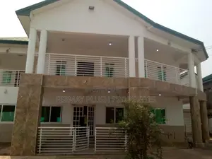 6bdrm Mansion in Home Gh, Accra Metropolitan for sale