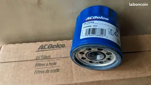 Escalade/Journey/C-300/Dart Ac Delco Oil Filter From Usa