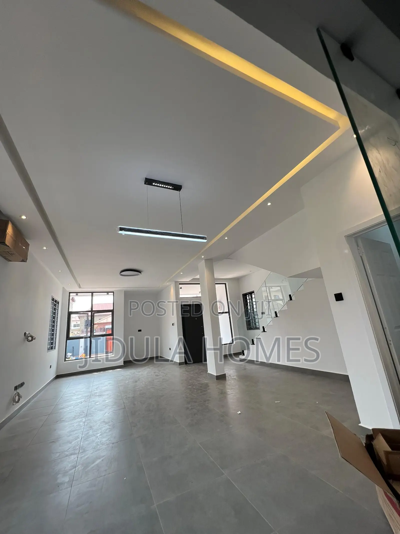 3bdrm Duplex in Oyarifa for sale