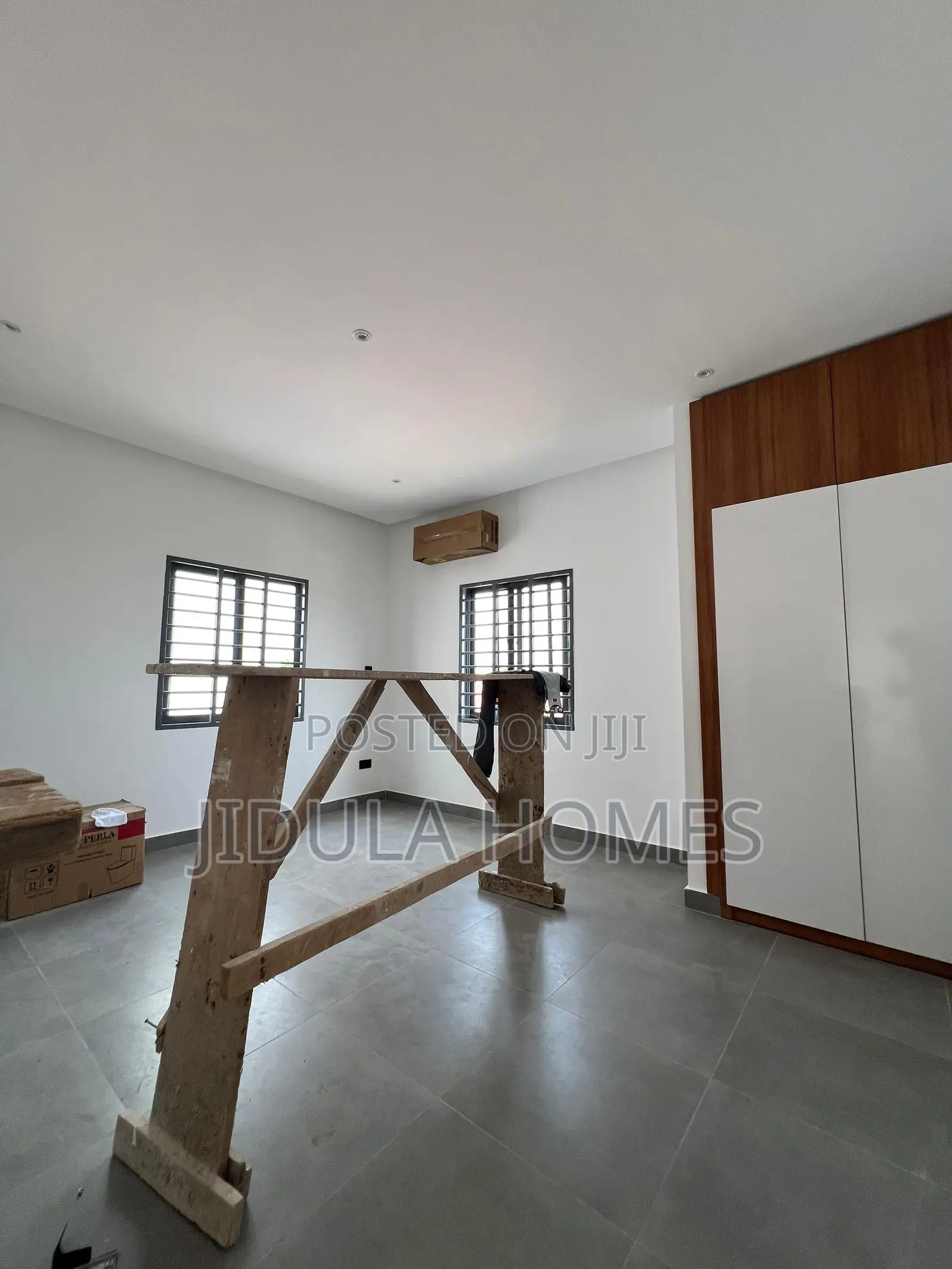 3bdrm Duplex in Oyarifa for sale