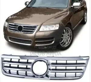 V.W Touareg 2005 Front Bumper Grille
