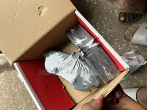 Mercedes Benz C250 Front Brake Pads