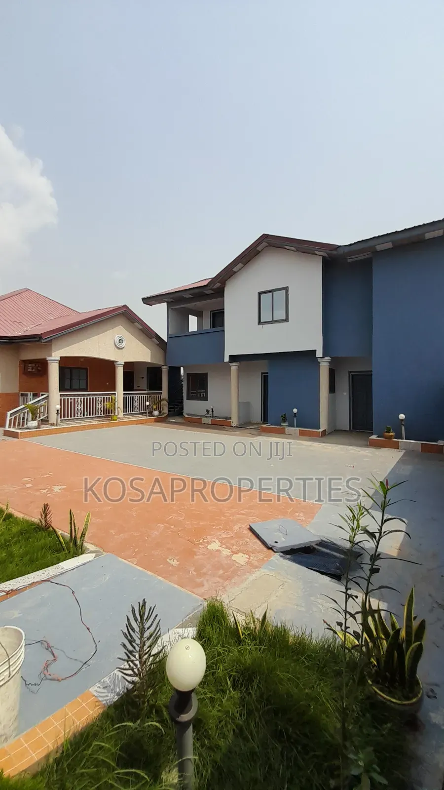 6bdrm House in Amanfrom Peace Town, Kasoa for sale