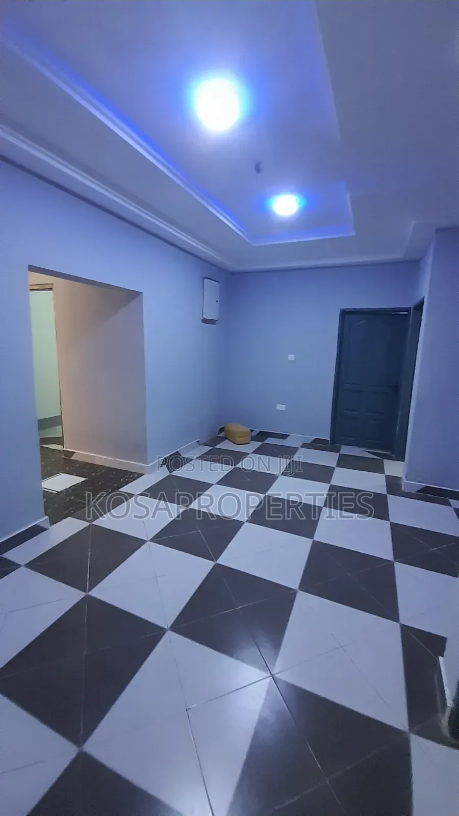 6bdrm House in Amanfrom Peace Town, Kasoa for sale