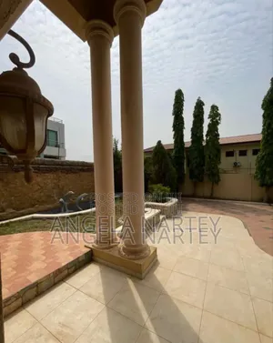 6bdrm House in Regimanuel-East for sale