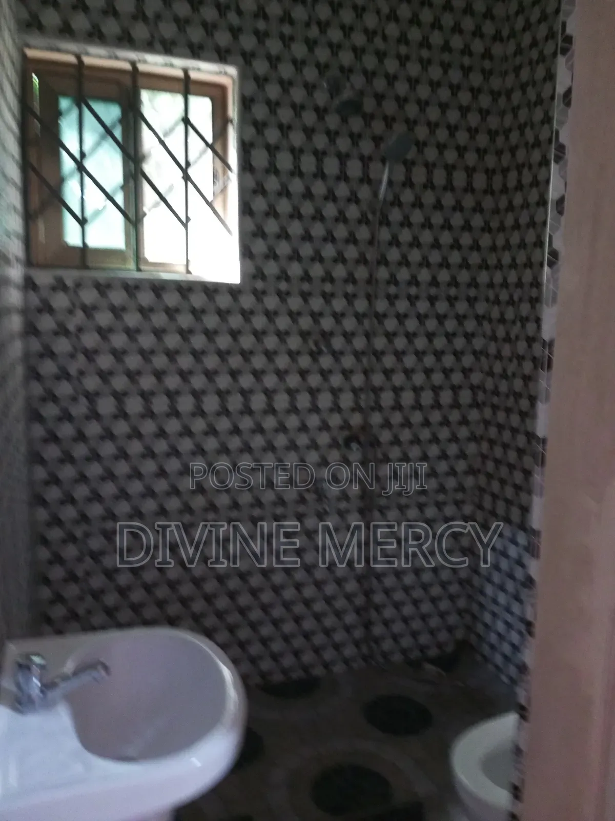 1bdrm Apartment in Obum Road, Awutu Senya East Municipal for rent