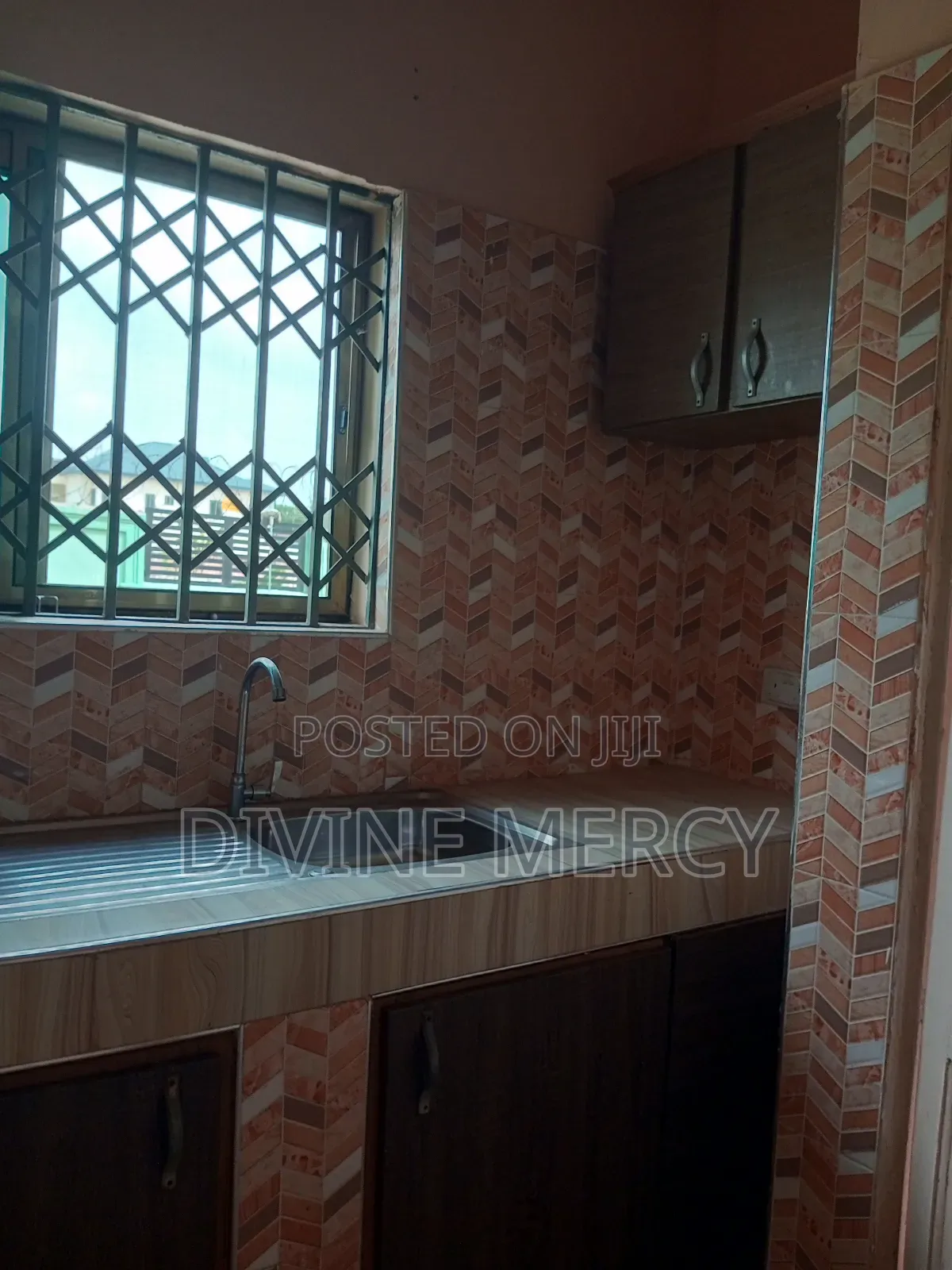 1bdrm Apartment in Obum Road, Awutu Senya East Municipal for rent