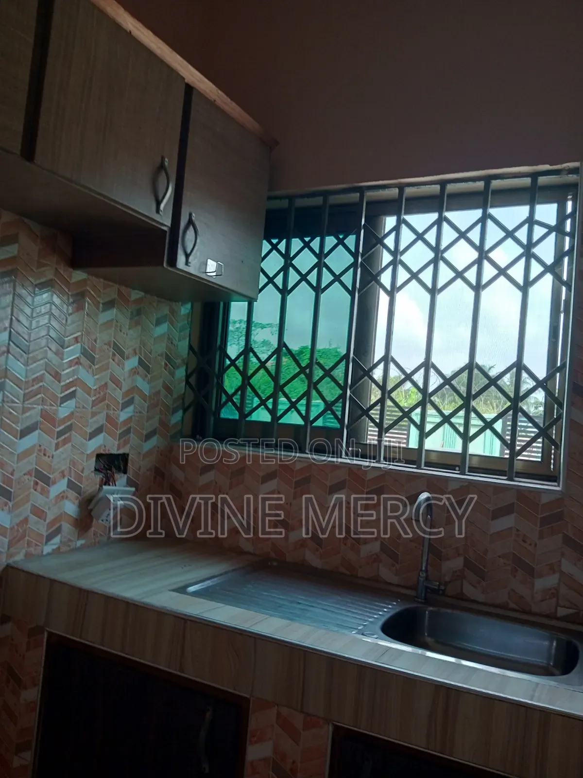 1bdrm Apartment in Obum Road, Awutu Senya East Municipal for rent