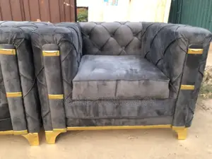 Elegant Single Sofa//Very Strong And Durable