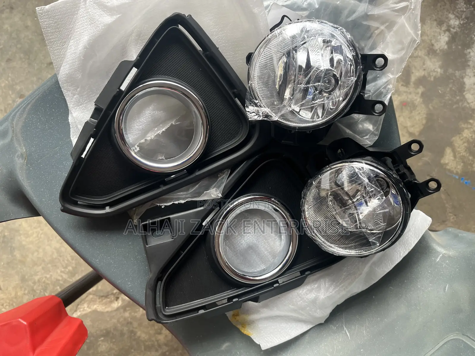 RAV 4 2017 Foglight and Cover