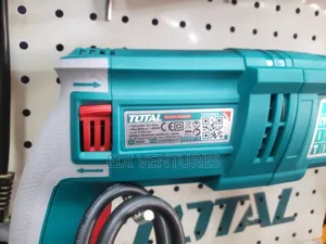 Total 800W Rotary Hammer - 2 Chucks