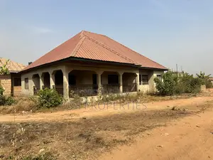 4bdrm Apartment in Sokoban,Aboabo., Kumasi Metropolitan for sale