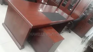 Executive L-Shape Table