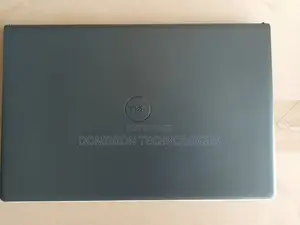 New Laptop Dell Vostro 3520 4GB Intel Core I5 SSD 256GB