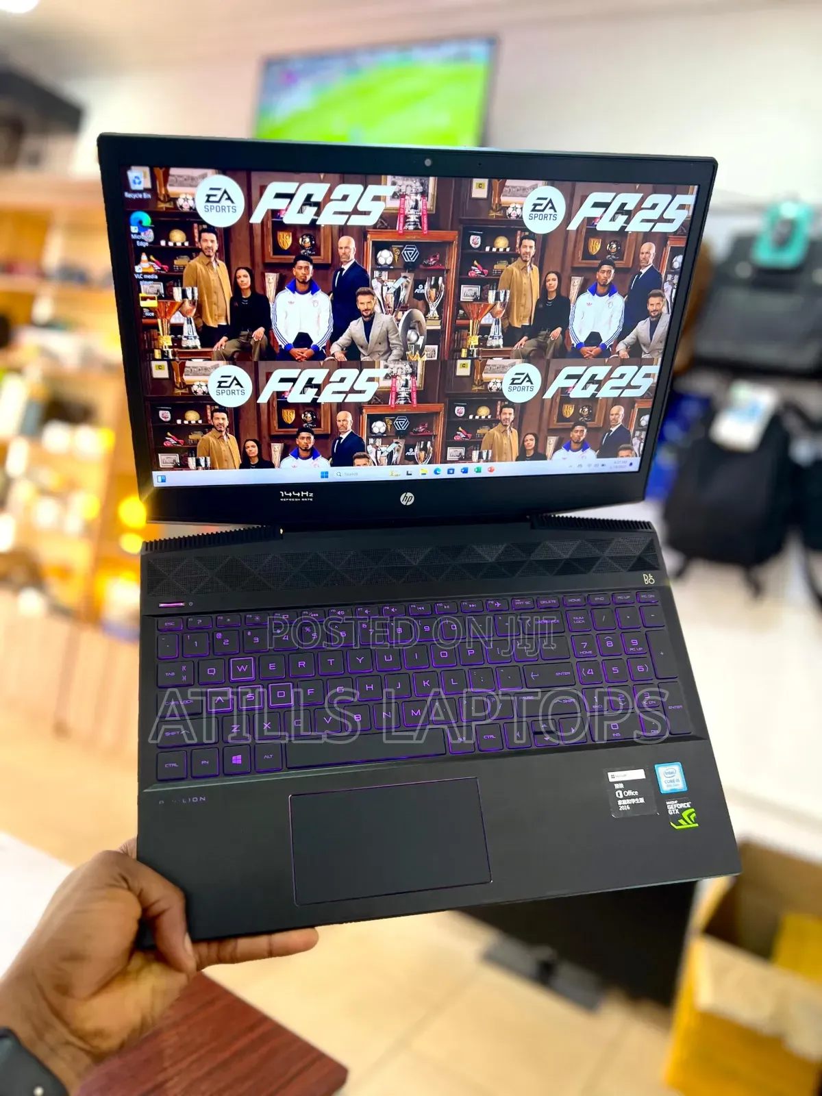 Laptop HP Pavilion Gaming Laptop 15-Dk2xxx 16GB Intel Core I5 SSD 1.5T