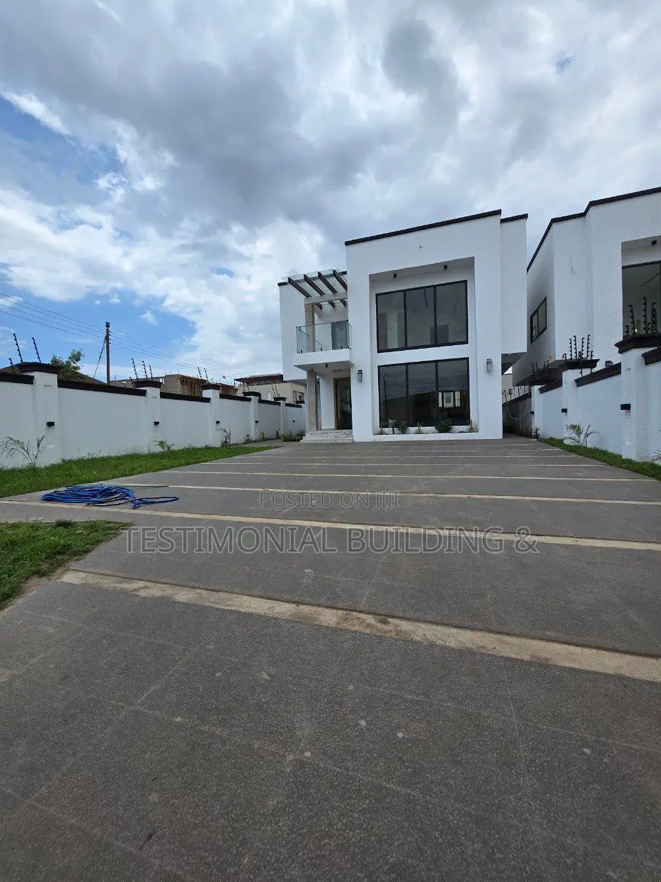 4bdrm House in Testimonial Building, Tseaddo for sale