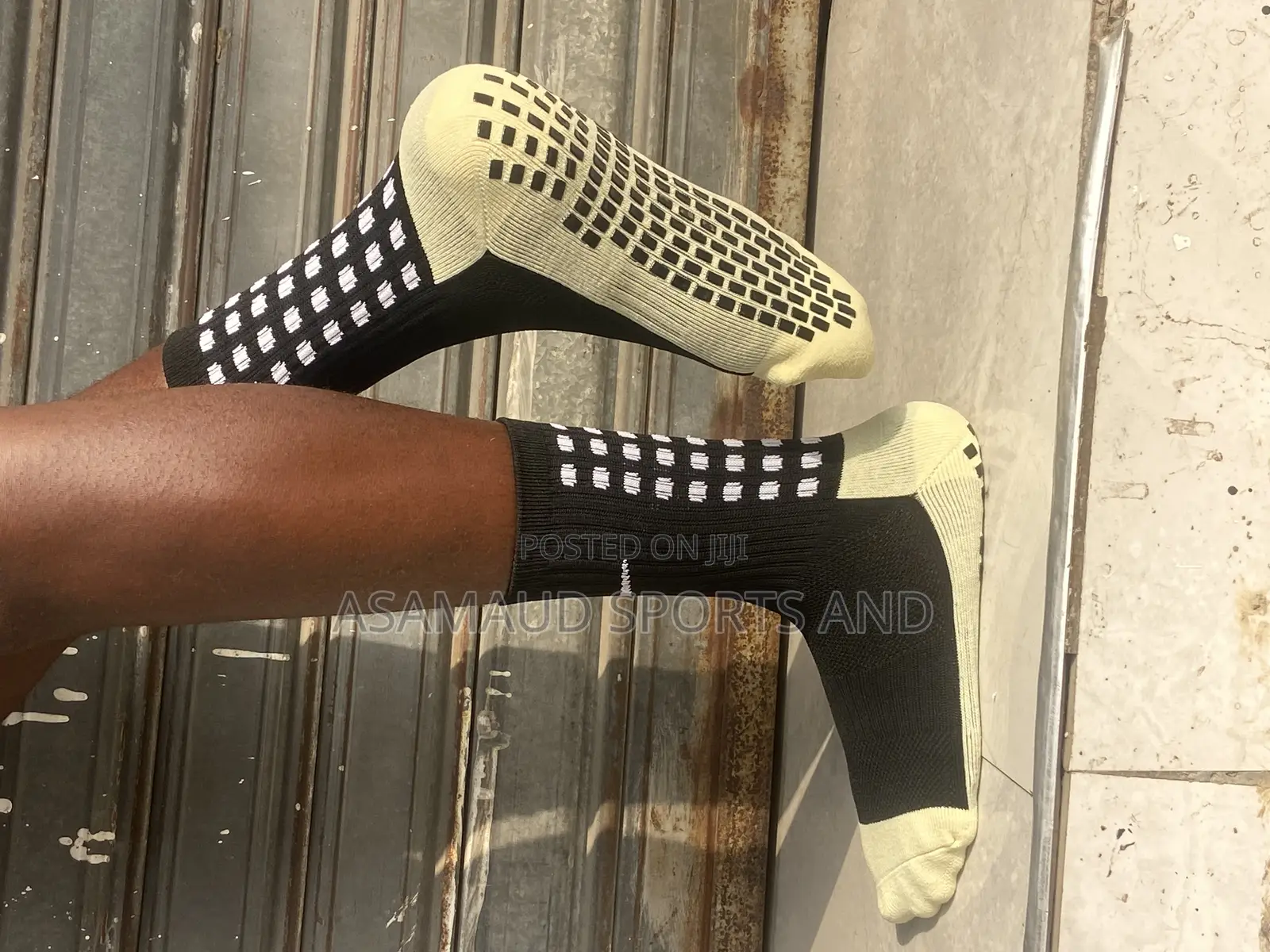 Original Sports Grip Socks Available at Cool Price
