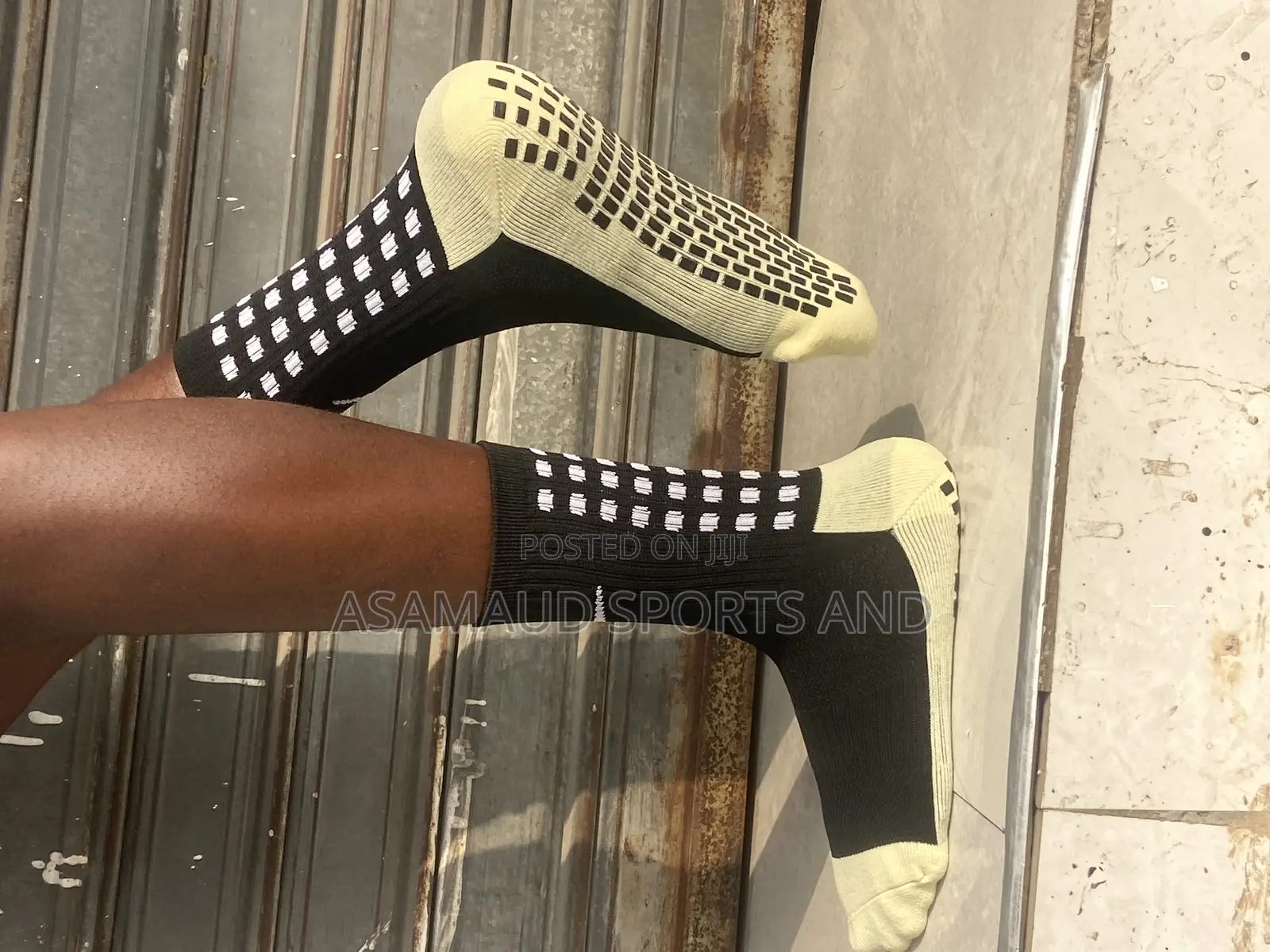 Original Sports Grip Socks Available at Cool Price