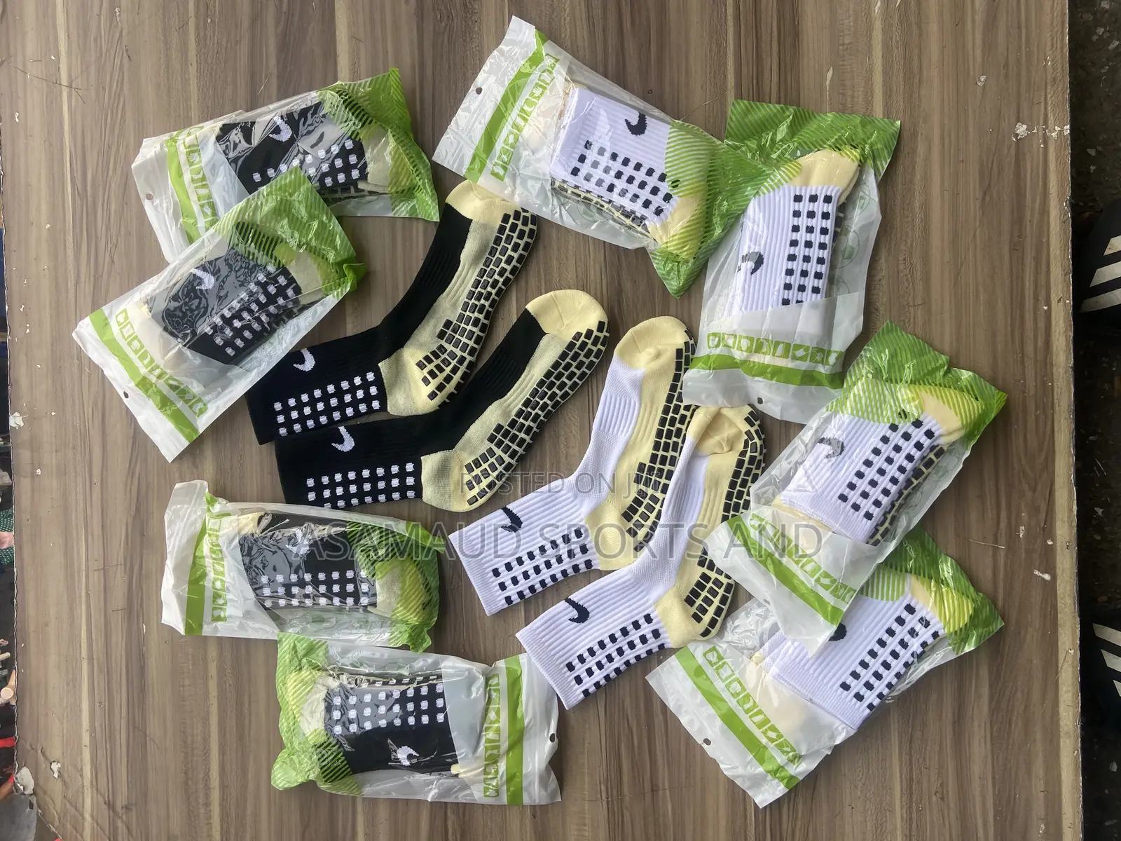 Original Sports Grip Socks Available at Cool Price