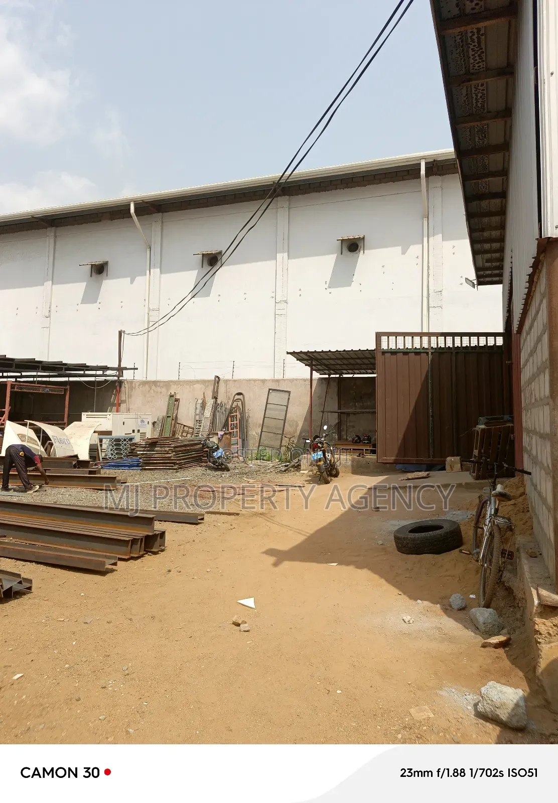 1300 SQM Warehouse for Sale in Tema