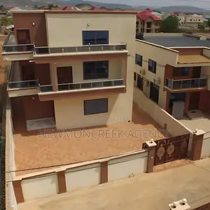 4bdrm Duplex in Gated Estate,Oyarifa, Accra Metropolitan for sale