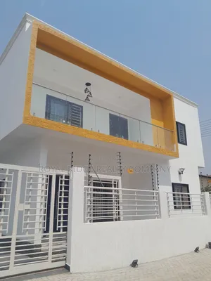 4bdrm Townhouse/Terrace in Spintex, Accra Metropolitan for sale