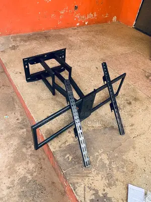 Experience Ultimate Viewing Flexibility: Adjustable TV Mount