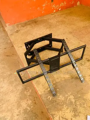 Experience the Perfect View: Adjustable TV Mount
