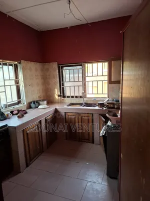 4bdrm House in Sokoban, Kumasi Metropolitan for sale