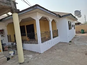 4bdrm House in Sokoban, Kumasi Metropolitan for sale