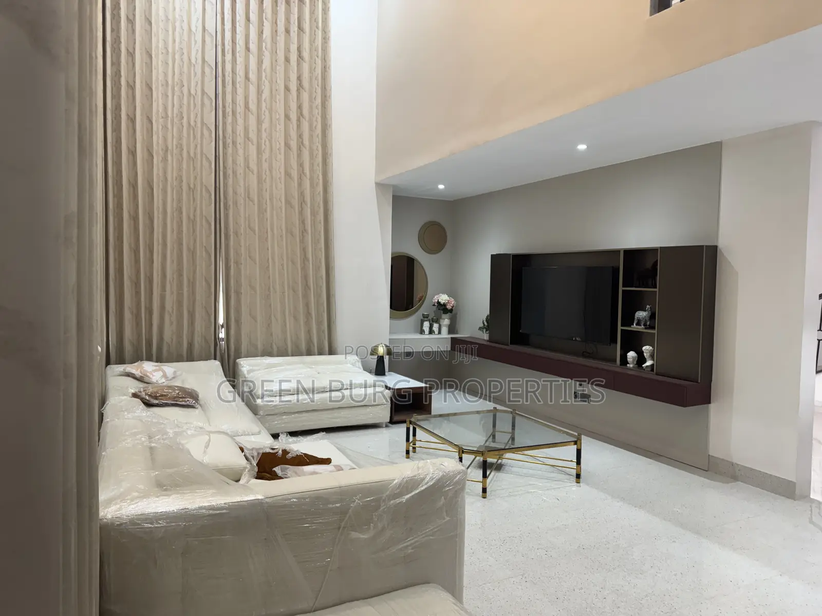 Furnished 6bdrm Mansion in Green, East Legon for sale