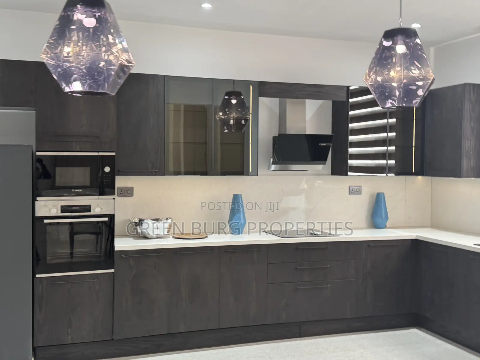 Furnished 6bdrm Mansion in Green, East Legon for sale