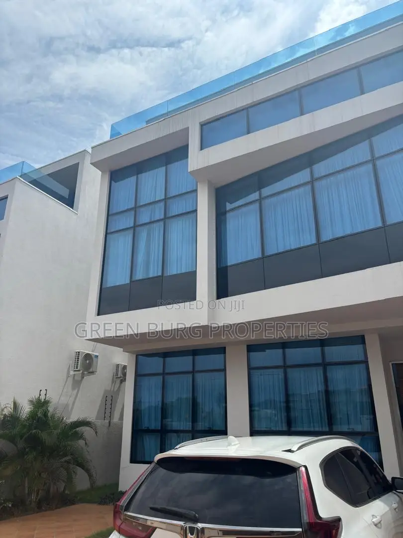 5bdrm House in East Legon for rent