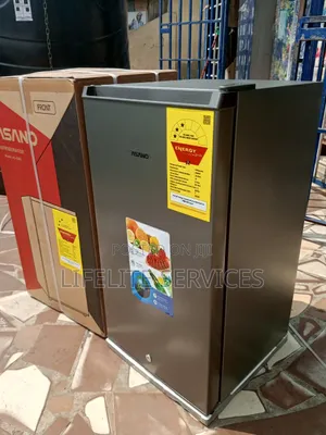 3 Stars Table Top Fridge Asano 83 Litres