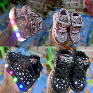 Baby Girl Shoe With Light, Size 24 ( Black)