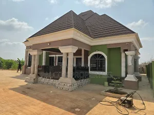 Furnished 4bdrm Mansion in Atonsu Esereso, Kumasi Metropolitan for sale