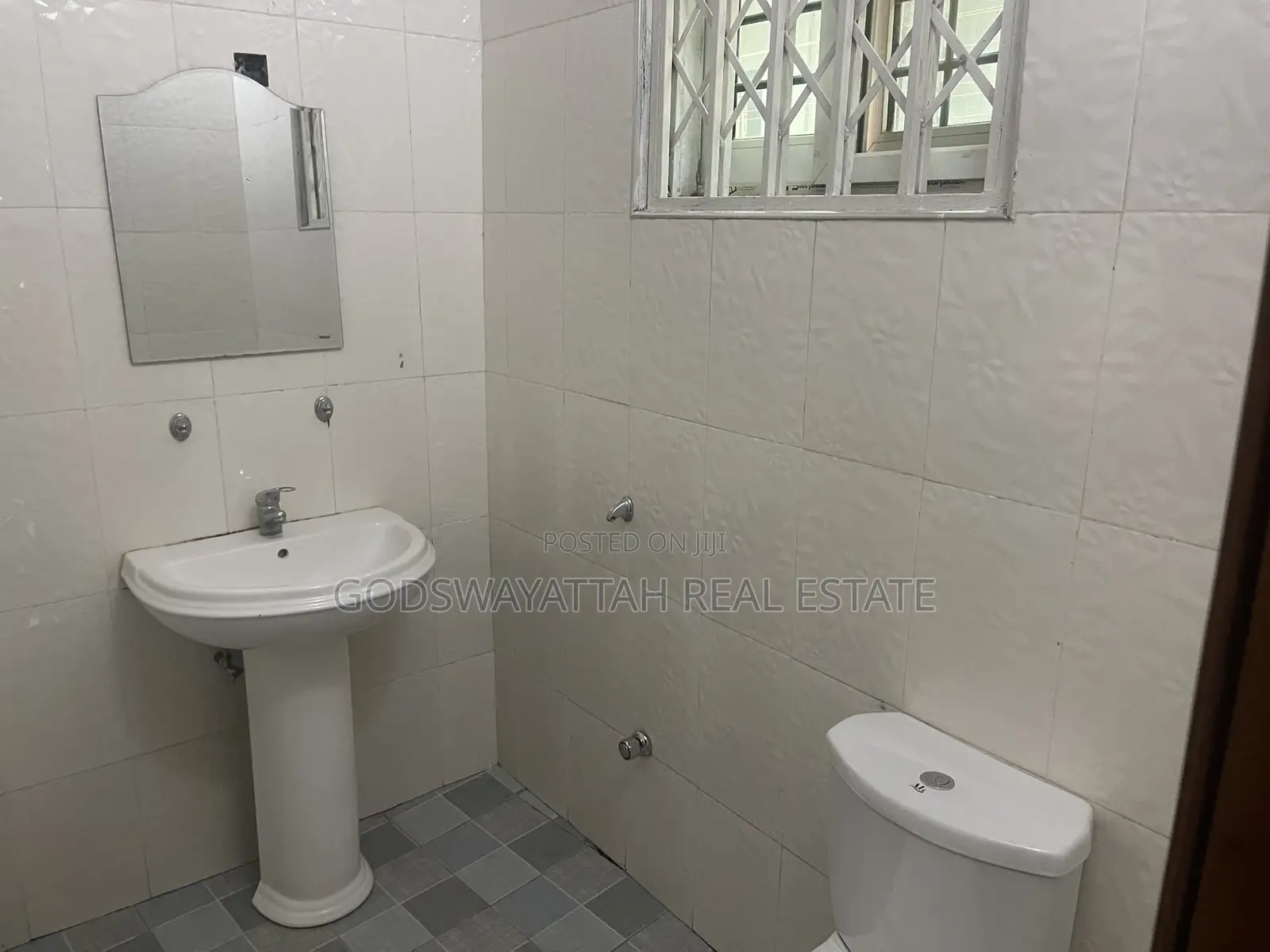 3bdrm House in East Legon, Adjiriganor for rent