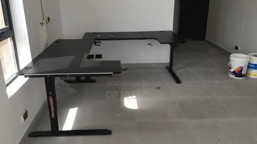 L Shaped Table With RGB