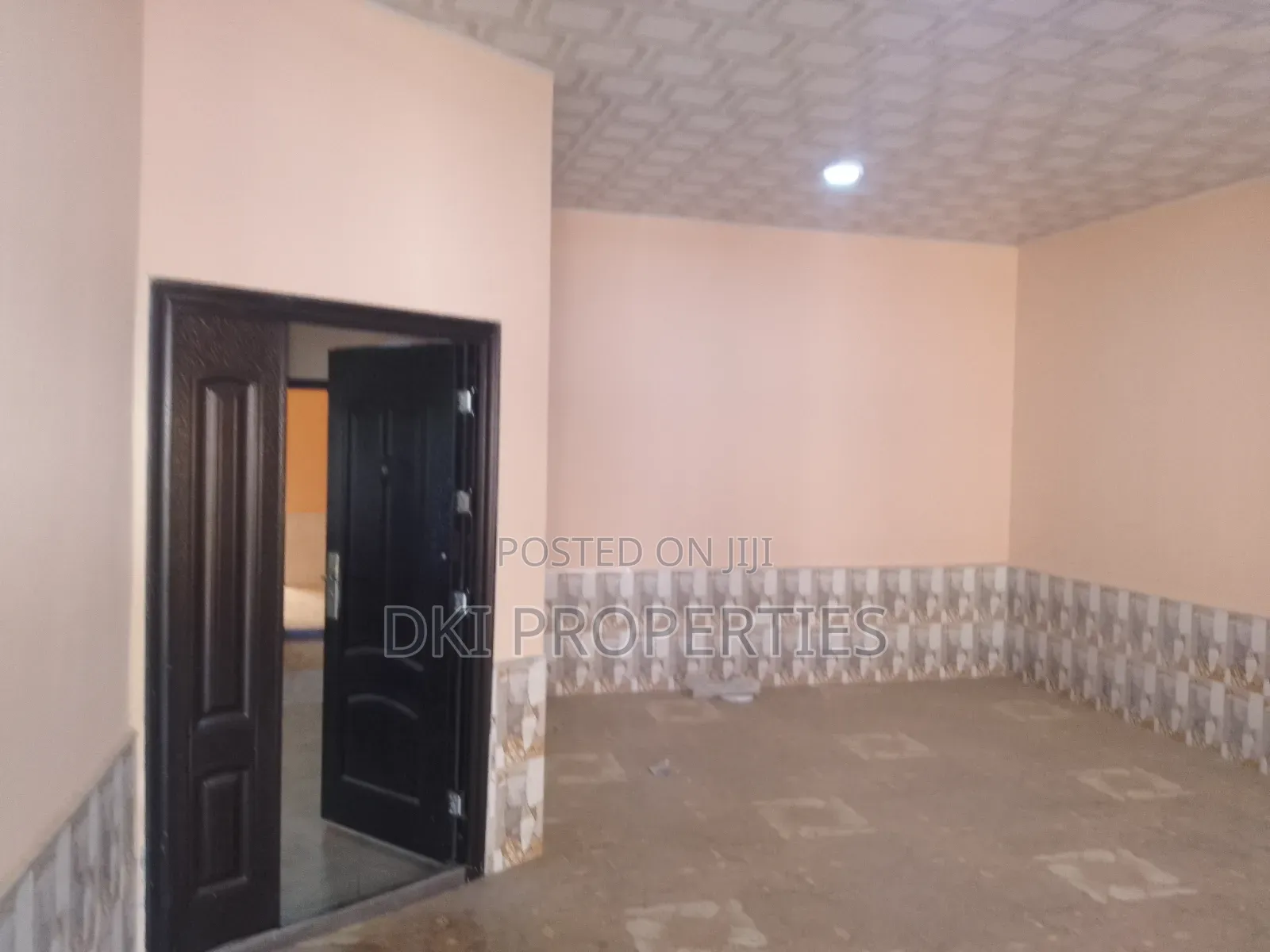 3bdrm House in Dki Properties, Valley View Area for rent
