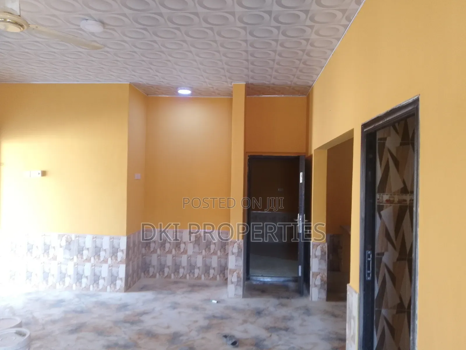3bdrm House in Dki Properties, Valley View Area for rent