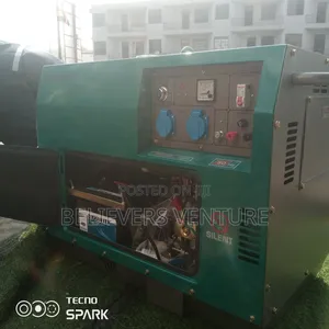 Moveable 10kva Silent Generator Generator 13000w Perkins